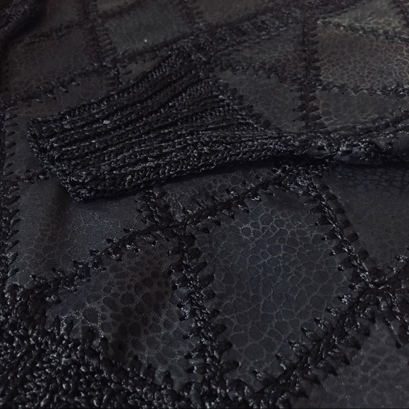 ⛔️SOLD⛔️Vintage 80s handmade leather top - Picture 5 of 7